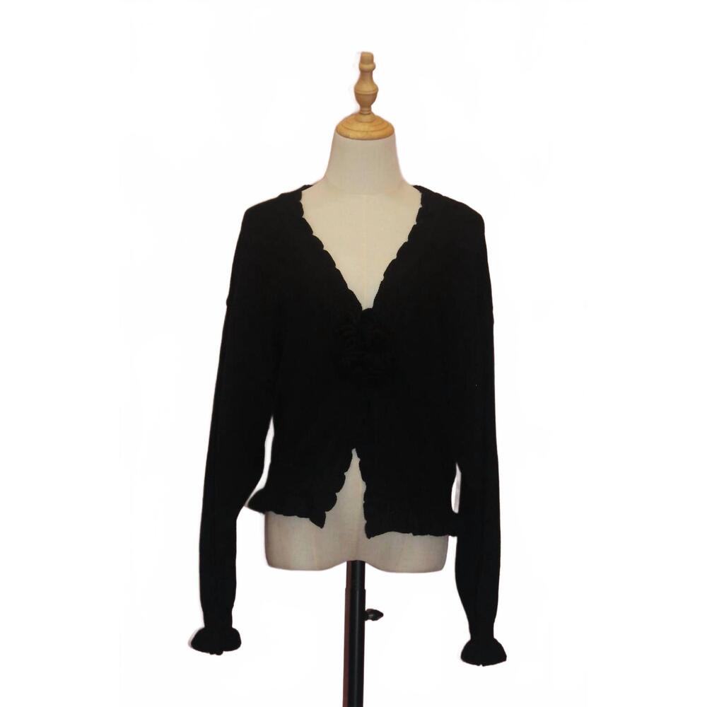 NEW AARON & AMBER flower ruffle cardigan in black
